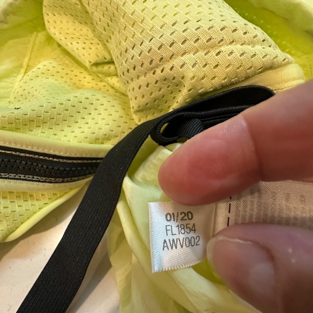 Adidas W.N.D. Womens Multi Sport Jacket L Lightweight Nylon Yellow - Picture 9 of 15